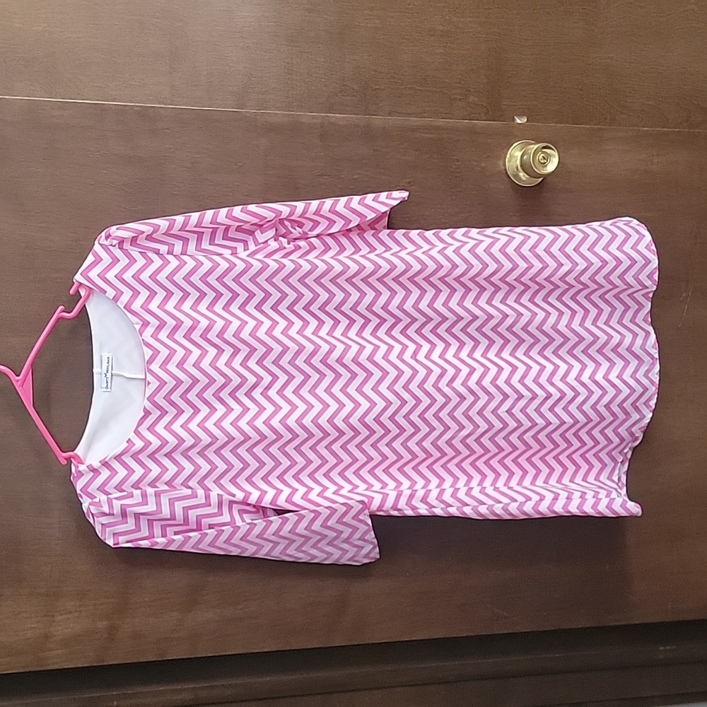 3/4 sleeve pink and white dress